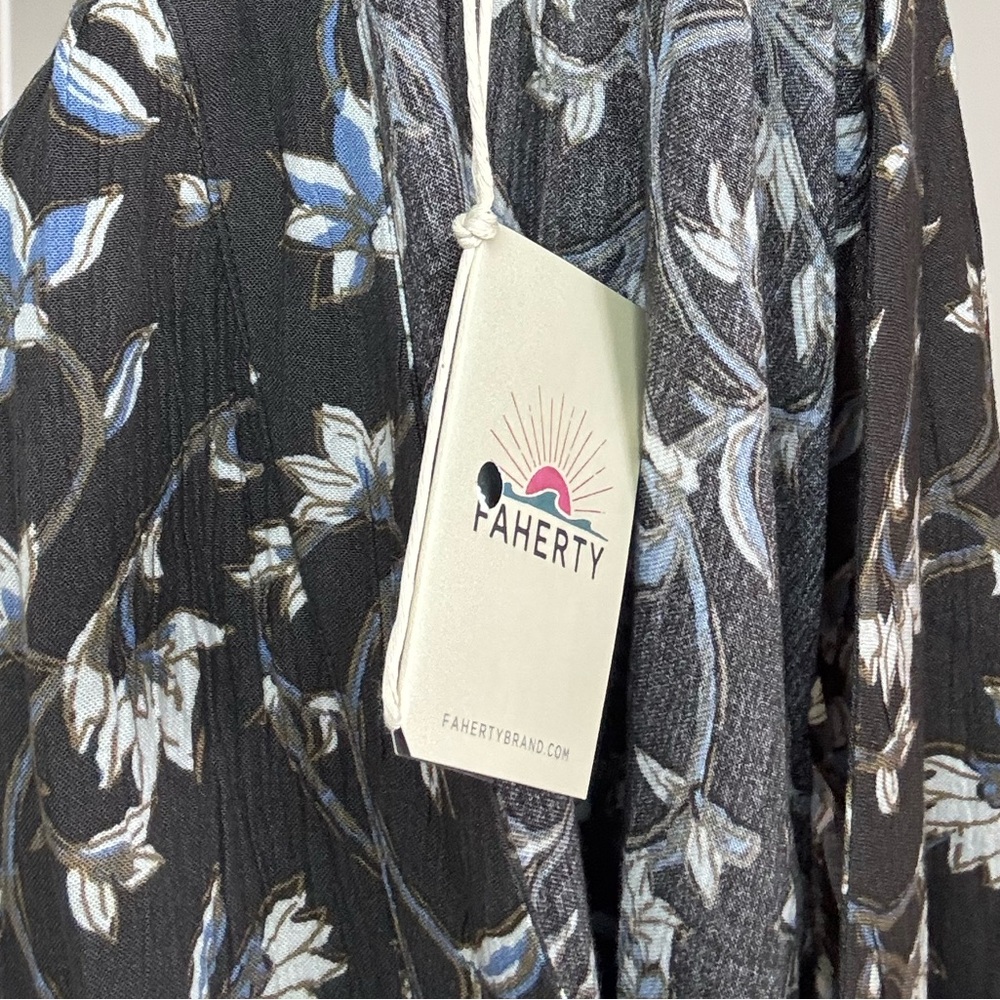New Faherty Dakota Dress - Picture 10 of 14
